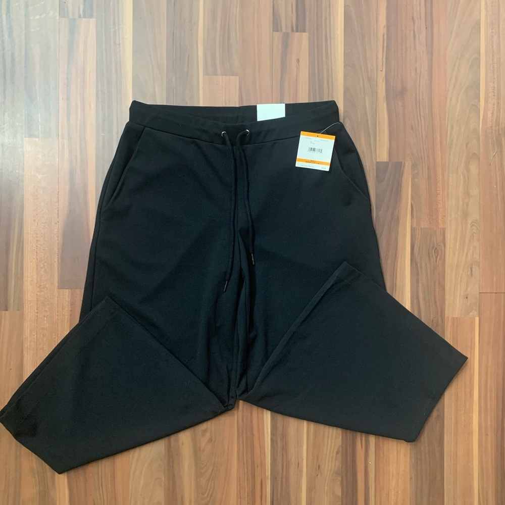 Brand New! Anne Klein Wipe leg crop pants. - Picture 7 of 7